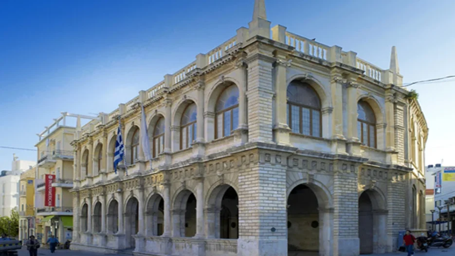 Κατάσχεση λογαριασμού Δήμου για απλήρωτη απαλλοτρίωση: σύμπτωμα διοικητικής κρίσης, έλλειψη χρήματος ή αδιαφορία…;